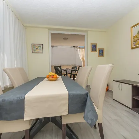 Διαμέρισμα Marica I Ivo 3 Μακάρσκα